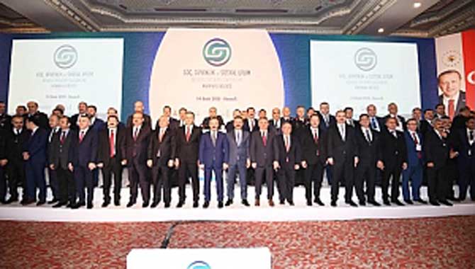 Vali Nayir Göç, Güvenlik ve Sosyal Uyum Bölgesel Üst Düzey Çalıştayına Katıldı