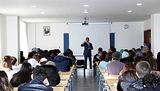 Dönemin ilk dersi Başkan Burak'tan