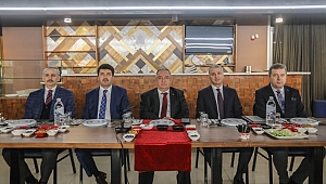 Hedef her öğrencinin iş tecrübesi ile mezun olması 