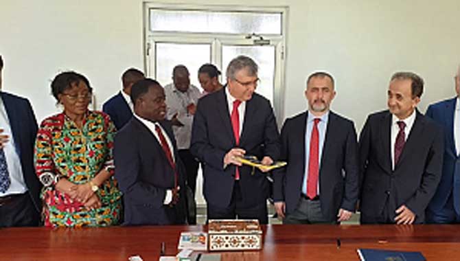 Rektör Savaşan Tanzanya Ziyaretinde Çeşitli Temaslarda Bulundu 