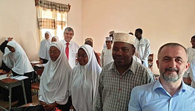 SAÜ Uluslararasılaşma Hamlelerini Sürdürüyor 