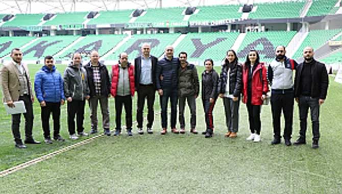 İl Antrenörleri '' Yaşayan Stadyum '' Projesi Kapsamında Yeni Stadyumu Gezdi 