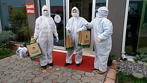 Karantinadaki misafirler unutulmadı