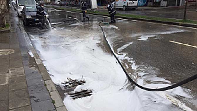 “Karasu Belediyesi Hijyen ve Dezenfekte Çalışmalarını Sürdürüyor” 