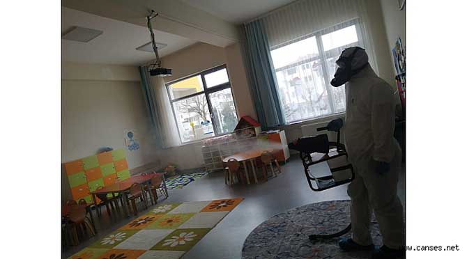 Sakarya’da Okullar Koronovirüs tehdidine karşı dezenfekte edildi.