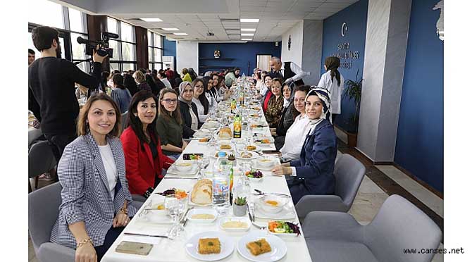 SUBÜ'NÜN GELİŞMESİNDE KADINLARIN DESTEKLERİ ÇOK ÖNEMLİ