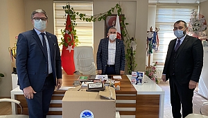 Büyükşehir ASKF Maskelerini teslim etti. 