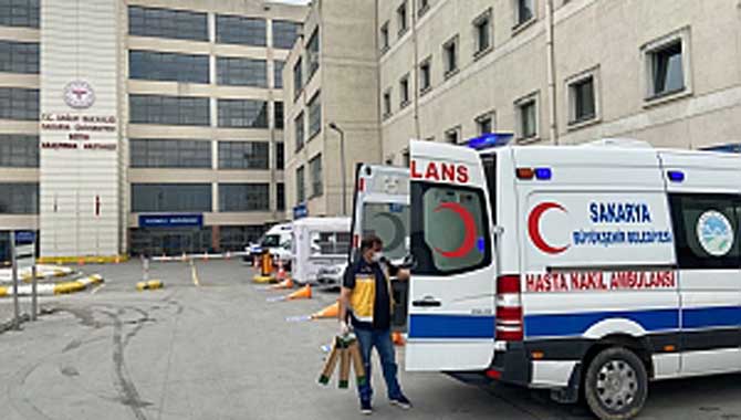 Büyükşehir sağlık çalışanlarının yanında 