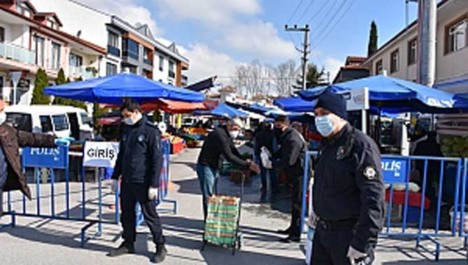ÇARŞAMBA PAZARINDA SIKI TEDBİRLER ALINDI 