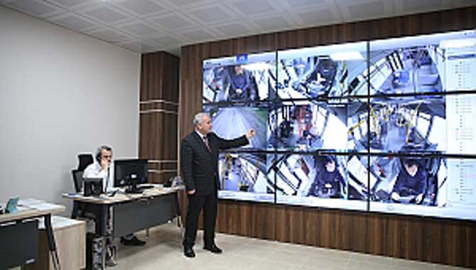 Belediye otobüsleri Ulaşım Yönetim Merkezi’nde izleniyor