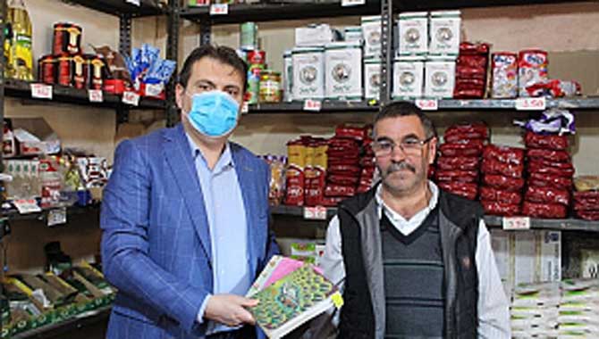 MÜSİAD, 6 Bakkalın Veresiye Defterini Alarak, Vatandaşın Borcunu Ödedi.