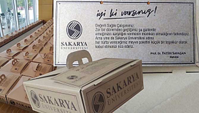 Rektör Savaşan’dan Sağlık Çalışanlarına Jest 