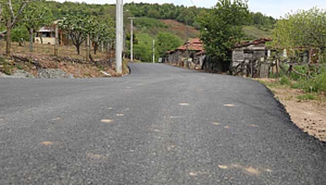 Söğütlü’de 10 bin 900 metrelik güzergâhlar yenilendi