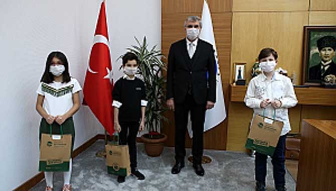 En güzel hikâyeler ödüllendirildi 