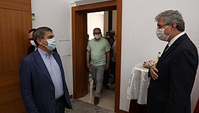 Başkan Yüce bizzat takdim etti