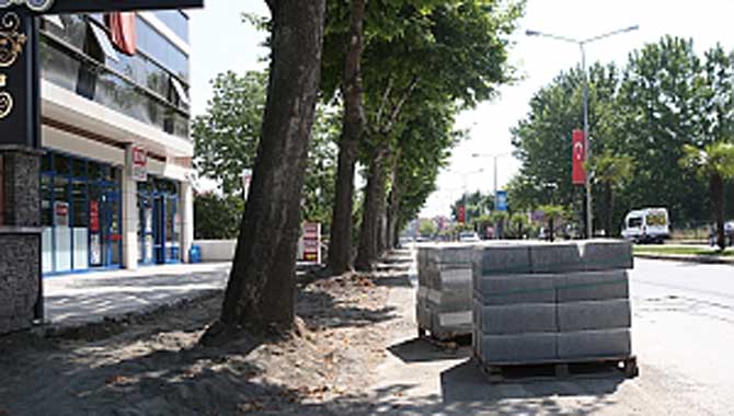 Dönüşüm 15 Temmuz Bulvarı’nda sürüyor 