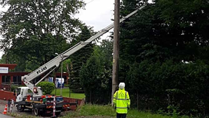 Şiddetli yağış ve dolu SEDAŞ’a engel olmadı 