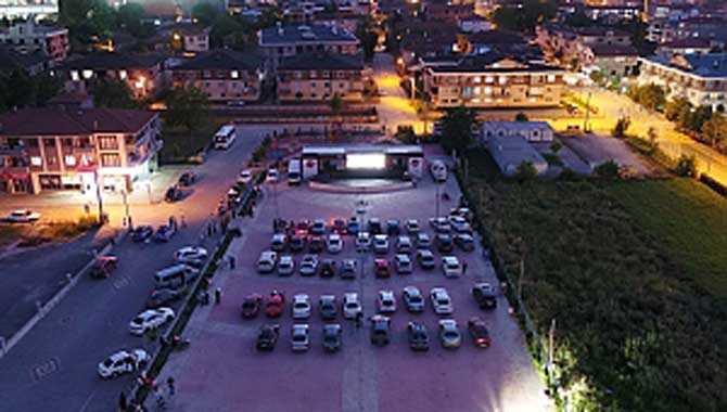 Arifiye’de ekrana 7. Koğuştaki Mucize yansıdı 