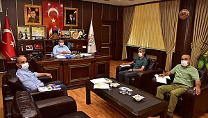 “Başkan İshak Sarı, Yardımcıları ile Toplantı Yaptı”