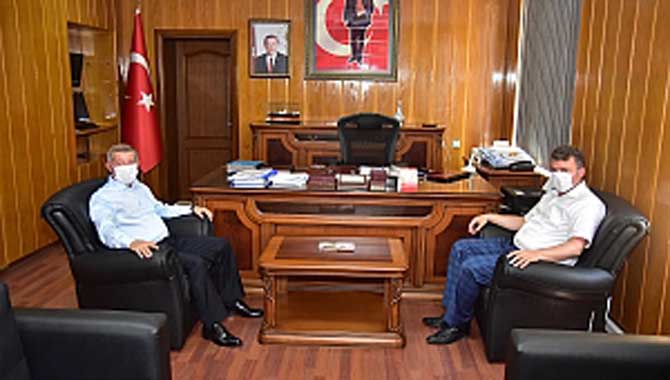 “Başkan Sarı’dan, Kaymakam Mercan’a Teşekkür Plaketi” 