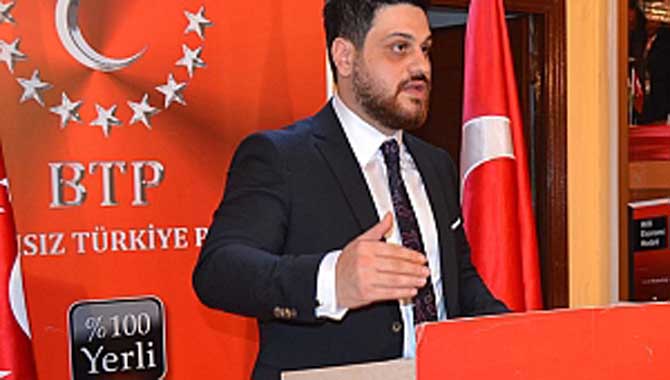 Kılıçdaroğlu'nu ilk tebrik eden lider Hüseyin Baş oldu 