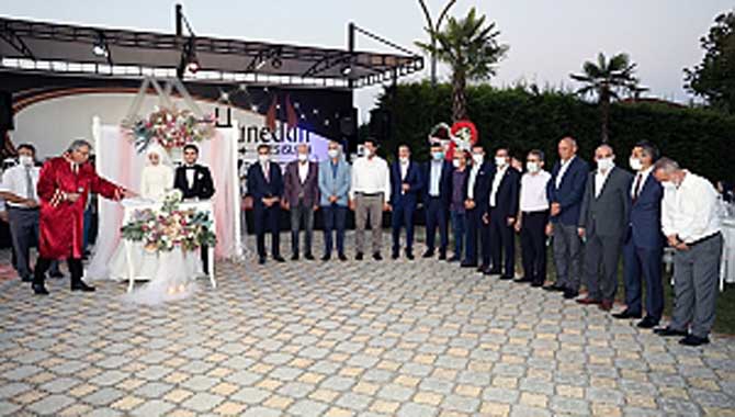 Rektör Sarıbıyık'ın mutlu günü 