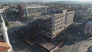 Yıkım Hızla Bitiyor, Merakla Beklenen Proje Başlıyor 