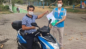 Maske ve dezenfektan dağıtımı Akyazı’da devam ediyor