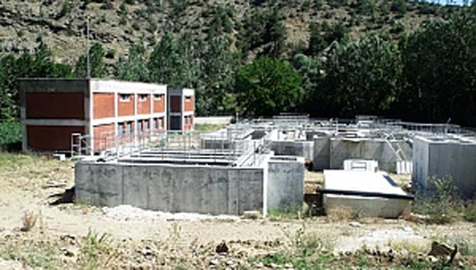 TARAKLI’DA ATIK SU ARITMA TESİSİ İNŞAATINDA ÇALIŞMALAR TAMAMLANMADI