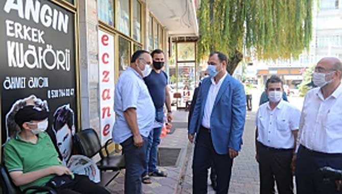 Vali Çetin Oktay Kaldırım Kocaali İlçesindeki Denetimlere Katıldı