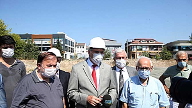 48 derslikli İmam-Hatip Lisesi için ilk beton 