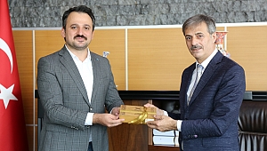 Gençlere Hizmet Geleceğe Hizmettir 