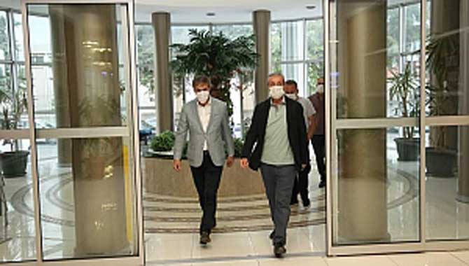 Mehdi Eker Yusuf Alemdar’ı Ziyaret Etti 