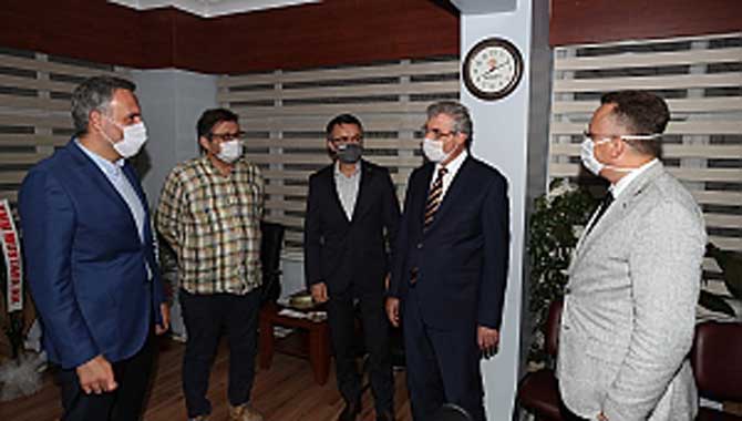 “Millete hizmet yolundan asla dönmeyeceğiz” 