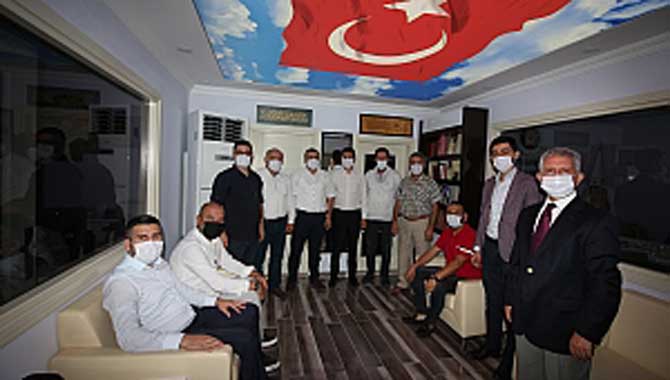 MÜSİAD’DAN HENDEK ÇIKARTMASI