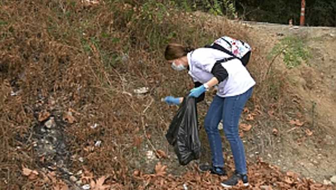 SEDAŞ GÖNÜLLERİNDEN DÜNYA TEMİZLİK GÜNÜ ETKİNLİĞİ 