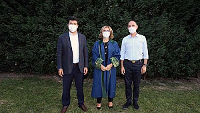 SUBÜ'de 12 akademisyenin unvanı değişti 