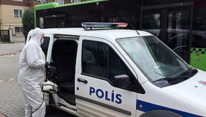 Toplu taşıma araçları dezenfekte ediliyor 