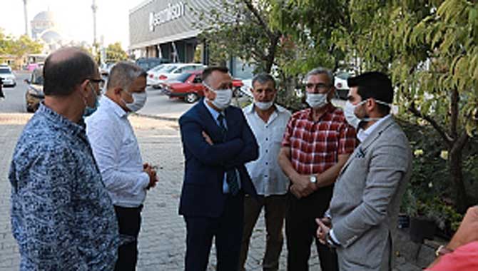 Adapazarı’nda Mahalle Mahalle Asfalt Var 