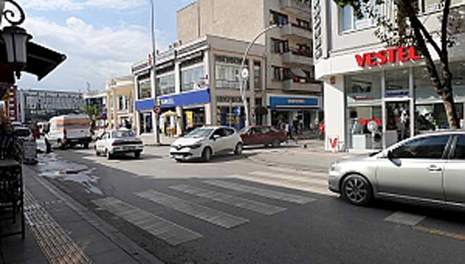 Bahçıvan Sokak’tan Karaağaç Bulvarı’na sola dönüşler kaldırılıyor 