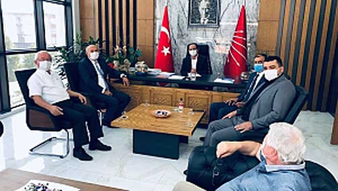 CHP SAKARYA İL BAŞKANLIĞI, SAKARYA ESNAF VE SANATKARLAR ODALARI BİLİRĞİNİ AĞIRLADI 