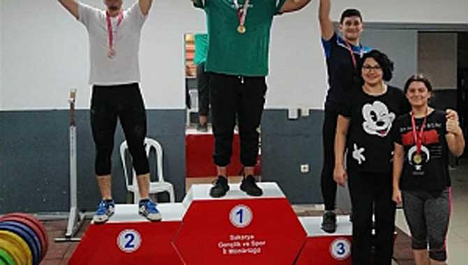 Halterde Cumhuriyet Kupası Sona Erdi 