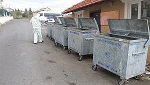 Kullanılmış Maskeler Tek Tek Toplanıyor 