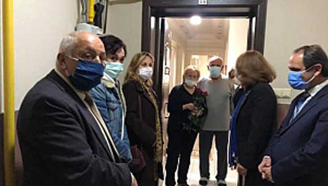 Başkan Keleş, öğretmenleri ziyaret etti