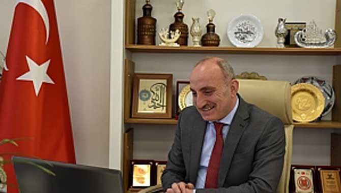 BAŞKAN KILIÇ ÖĞRETMEN VE ÖĞRENCİLERİN KONUĞU OLDU