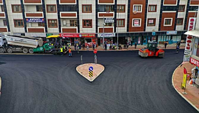 FERİZLİ’NİN CADDESİ MODERN BİR GÖRÜNÜME KAVUŞTU 