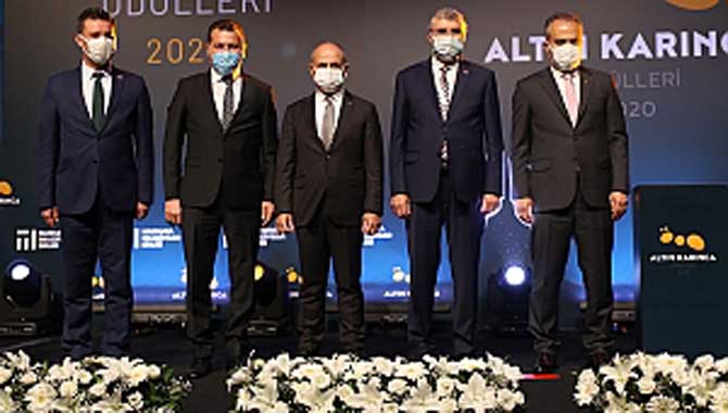 Sakarya Akıllı Şehir Stratejisi ve Eylem Planı Altın Karınca ödülüne layık görüldü