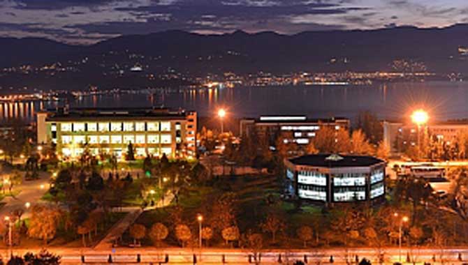 SAÜ Teknolojik Altyapısını Kullanıma Açtı 