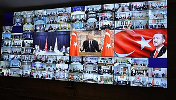 Cumhurbaşkanı Erdoğan'la canlı bağlantı