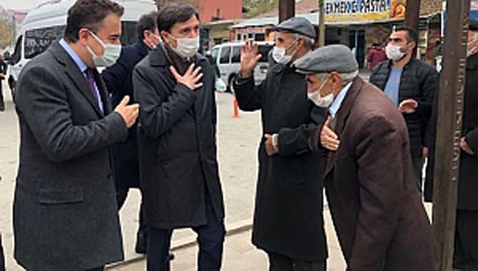 Hem yönetemiyorlar hem de halkımızın onuruyla oynuyorlar